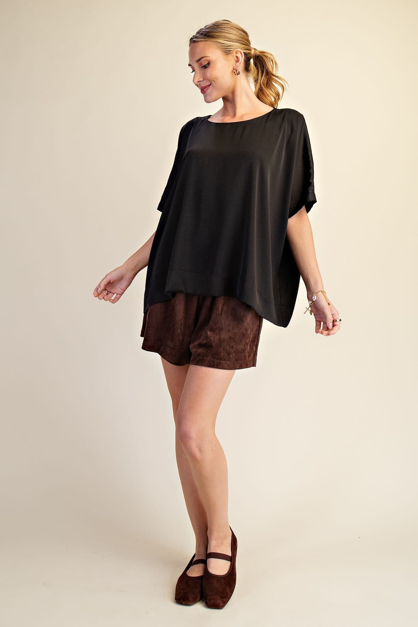 T8575 - BLACK