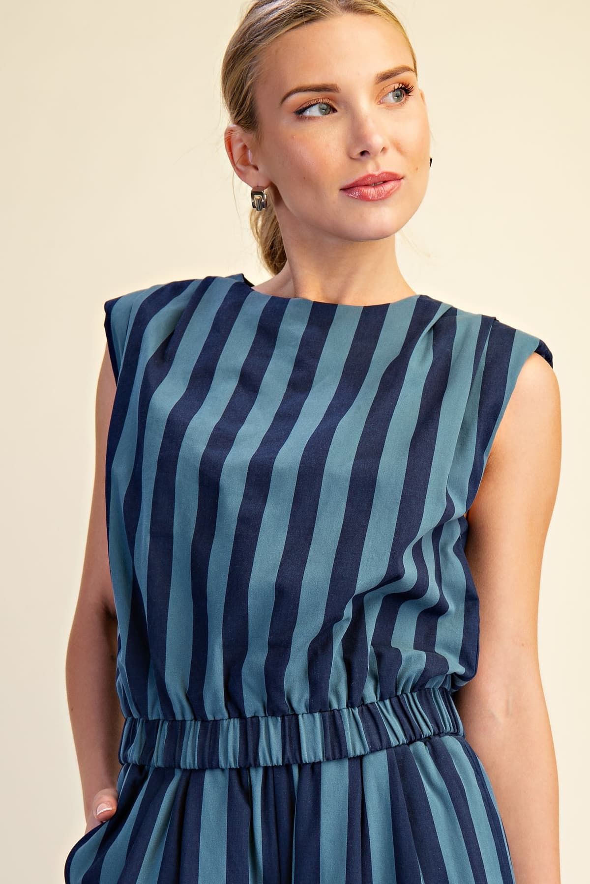 T9428 - TEAL