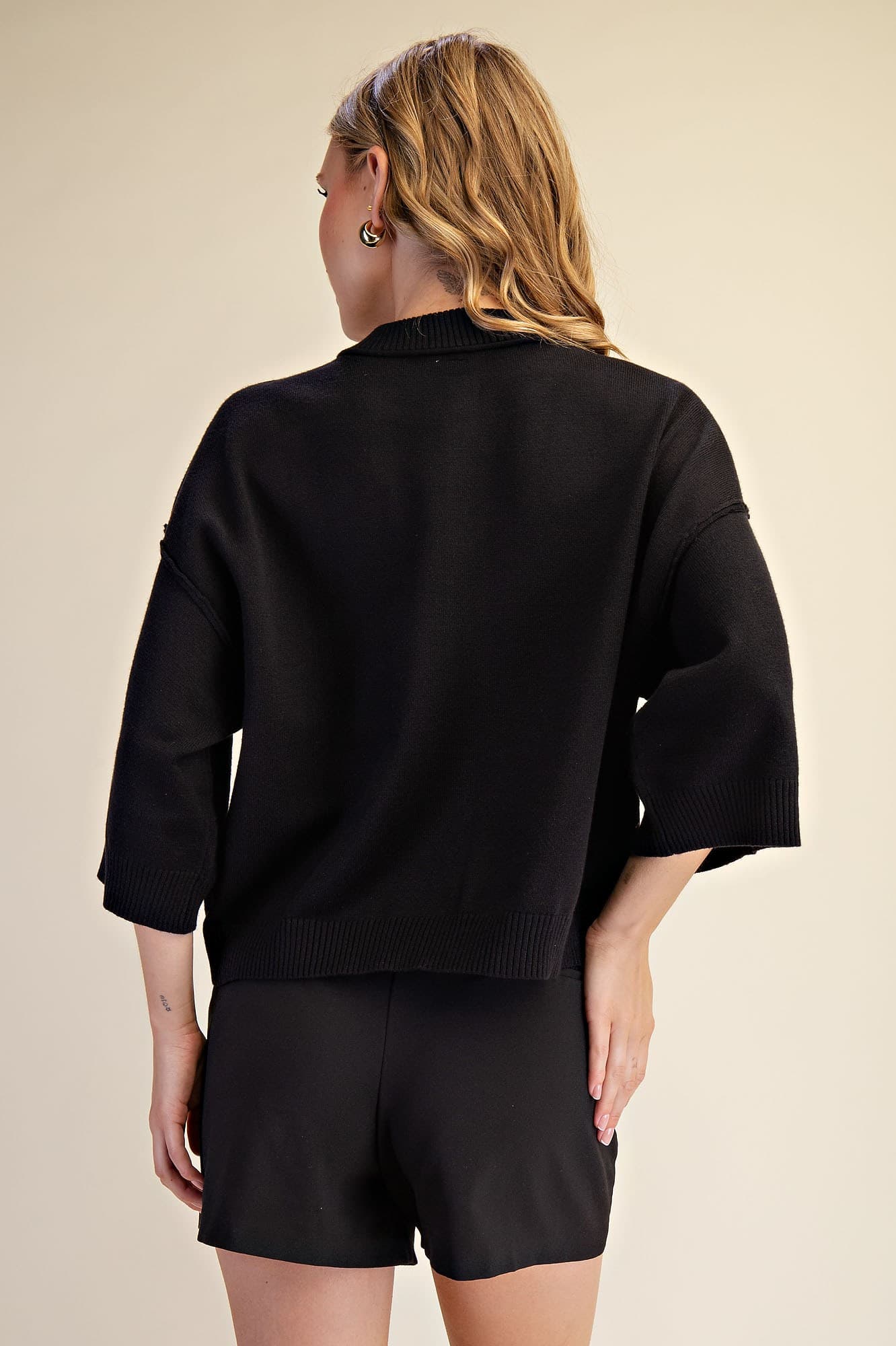 SW8516 - BLACK