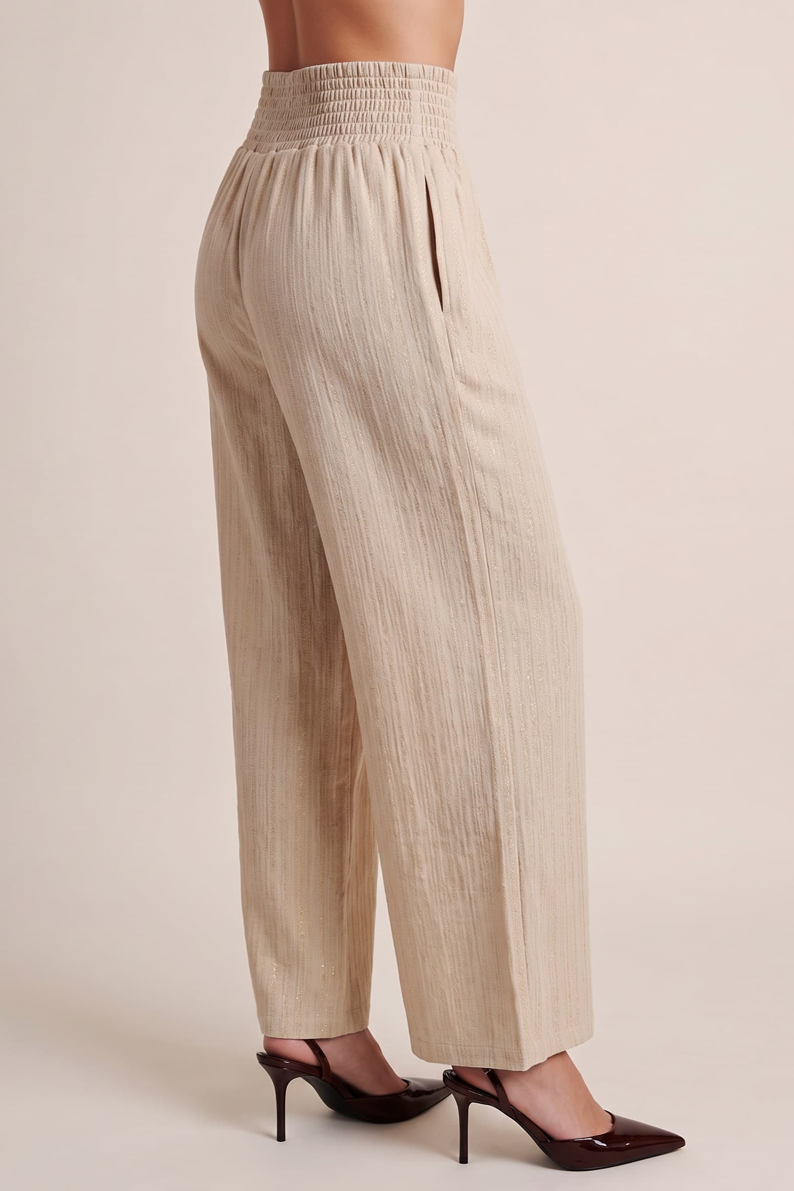 P8557 - BEIGE