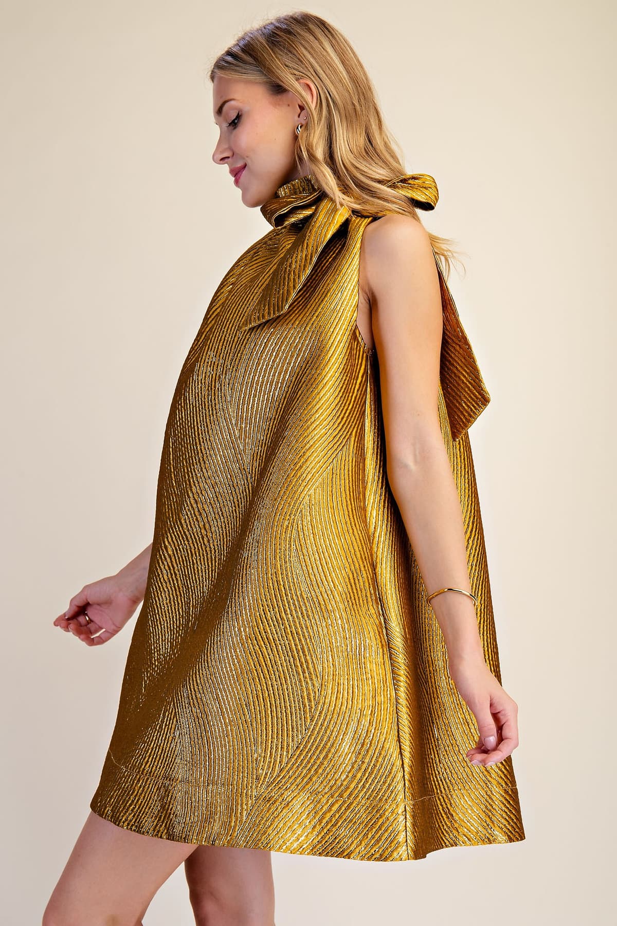 D8583 - GOLD