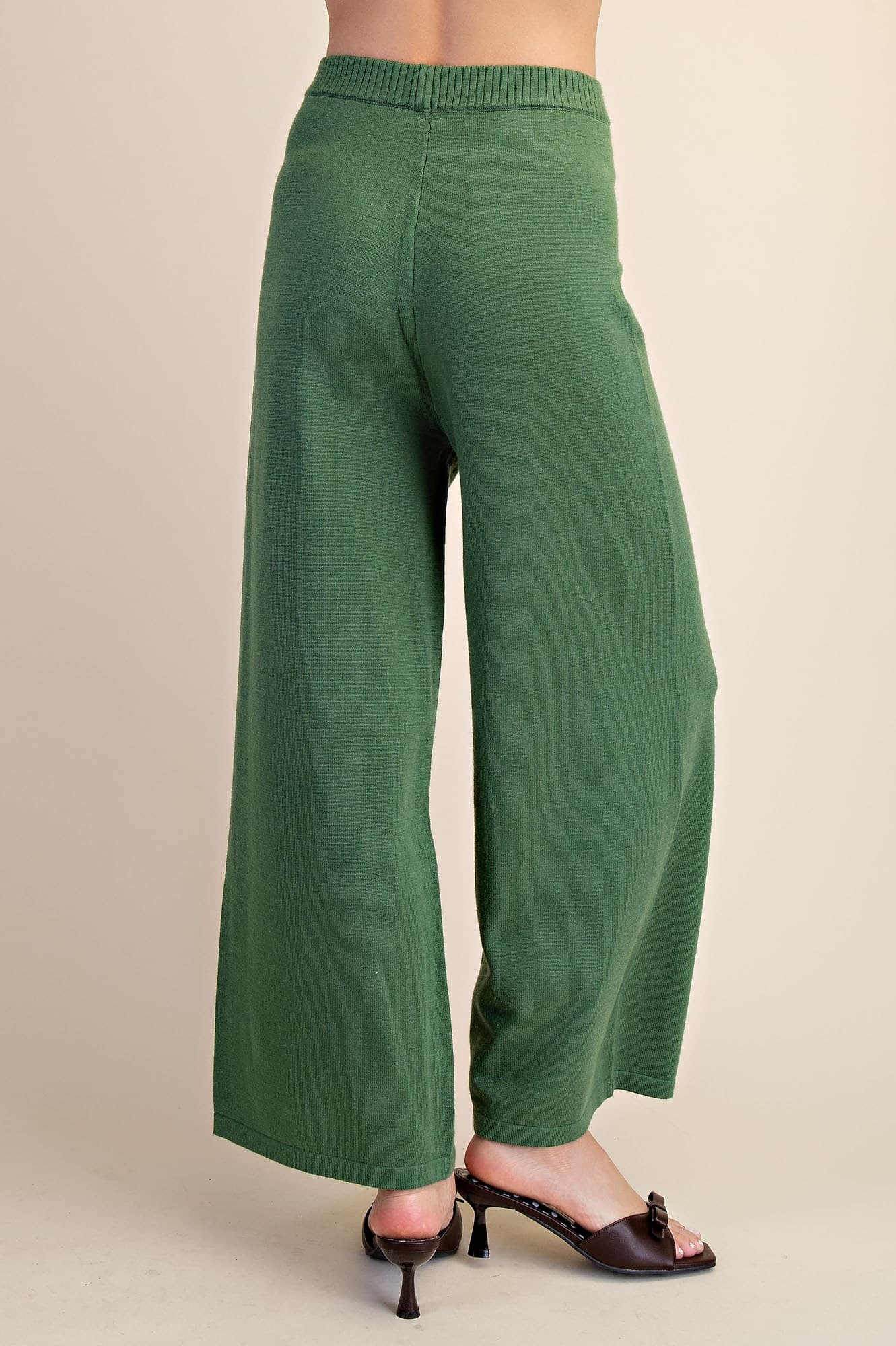 SW8515 - OLIVE