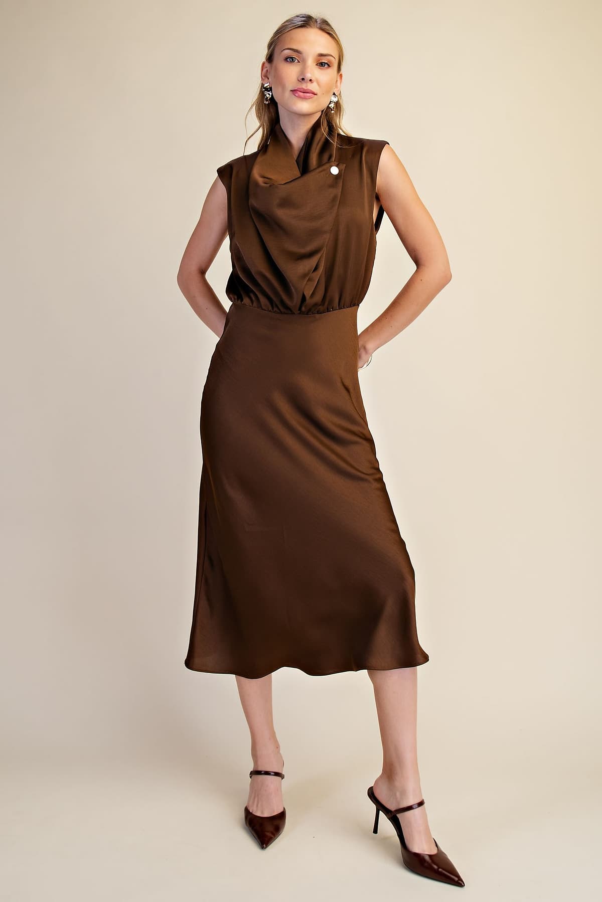 D8553 - BROWN