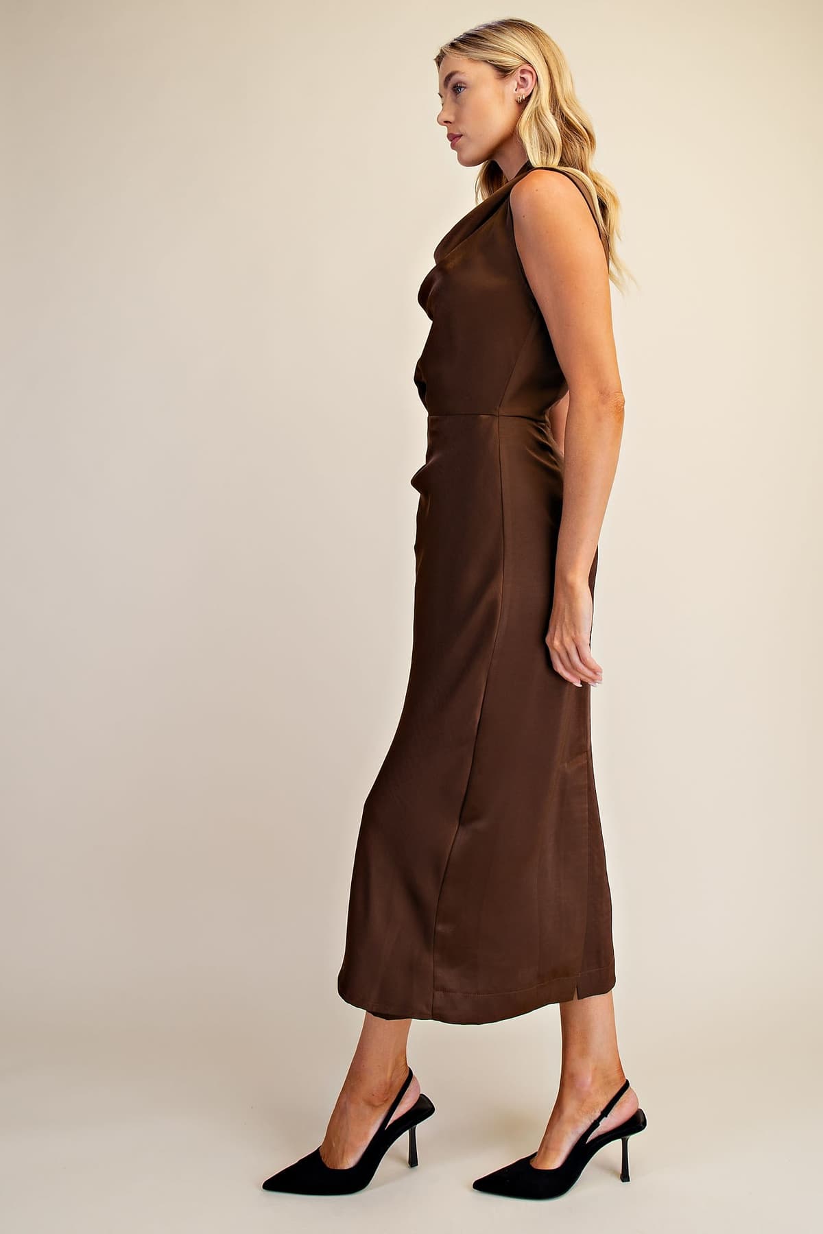 D8566 - BROWN