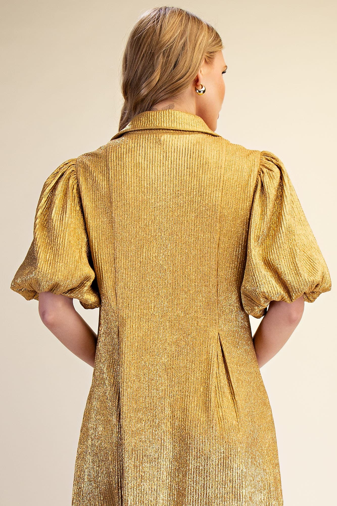 D8607 - GOLD