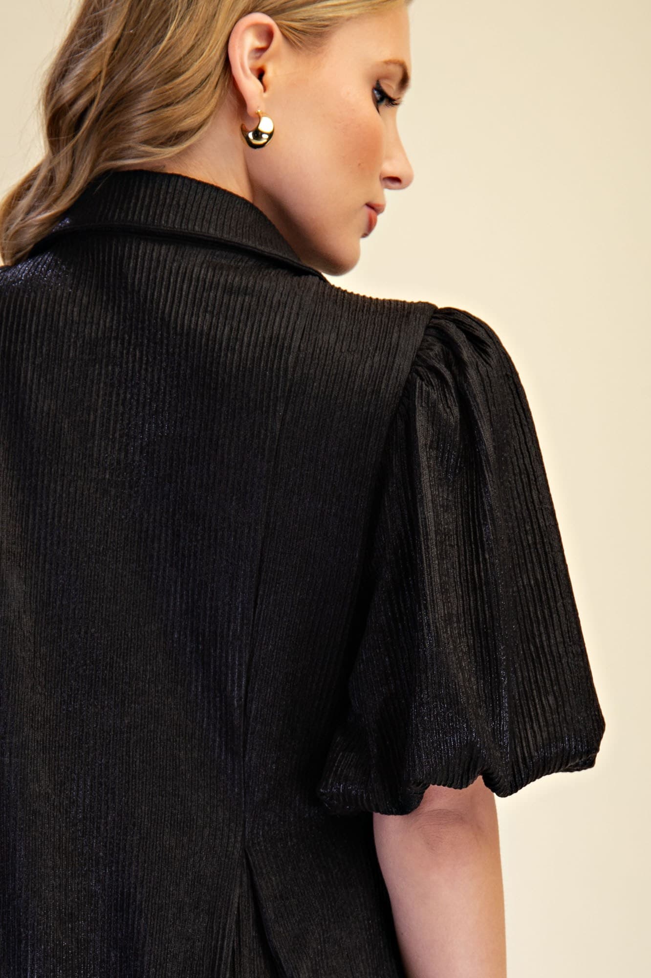 D8607 - BLACK