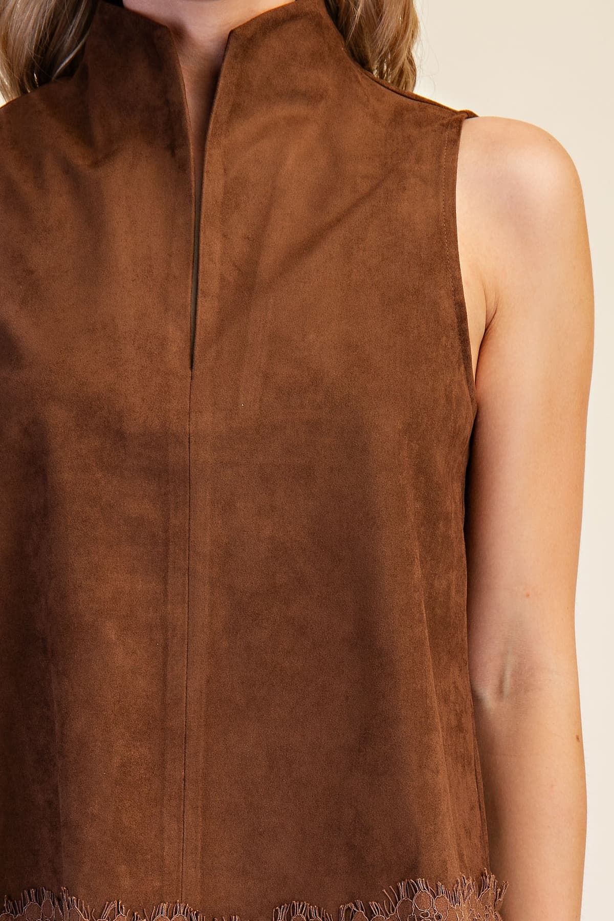 T8569 - BROWN