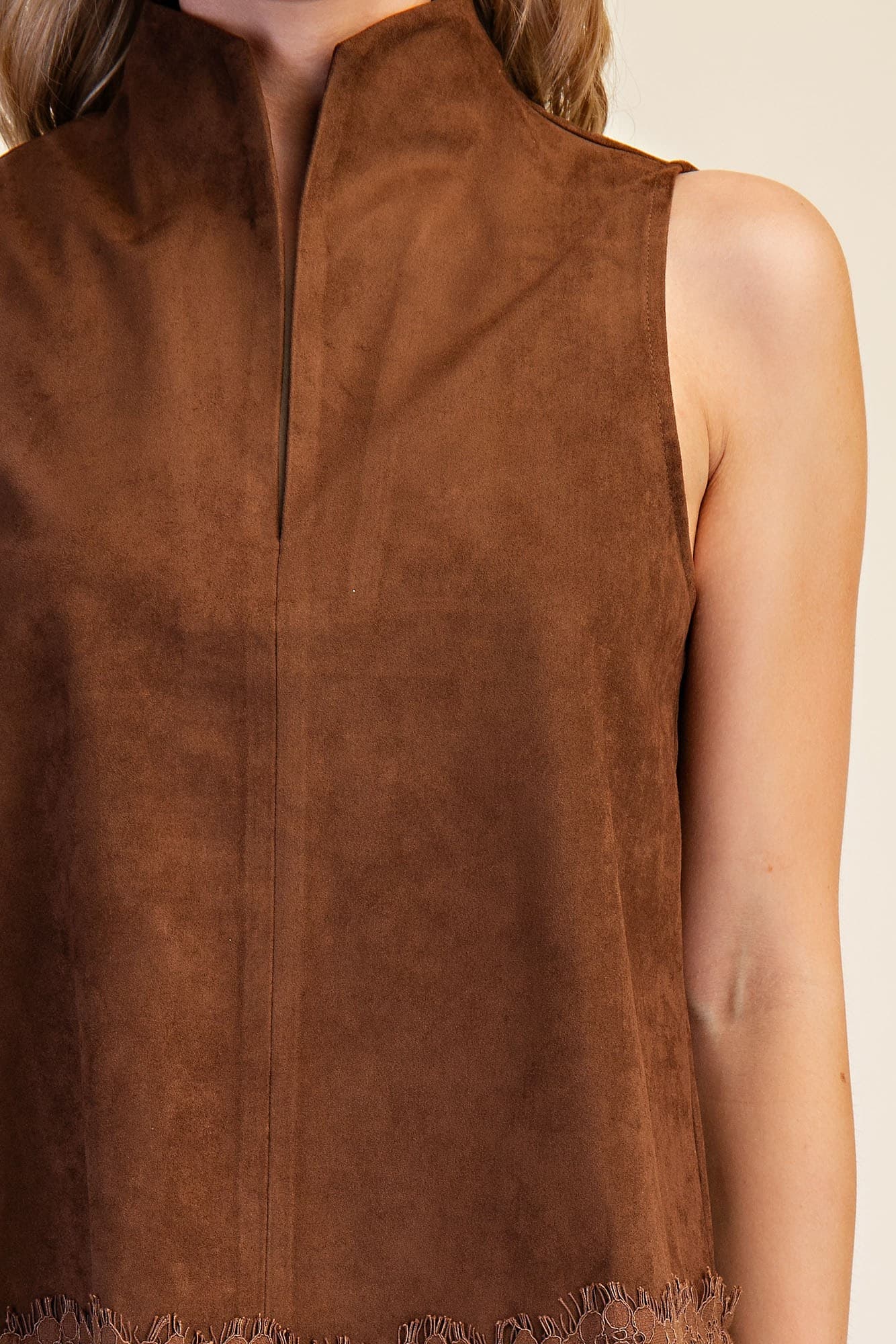 T8569 - BROWN