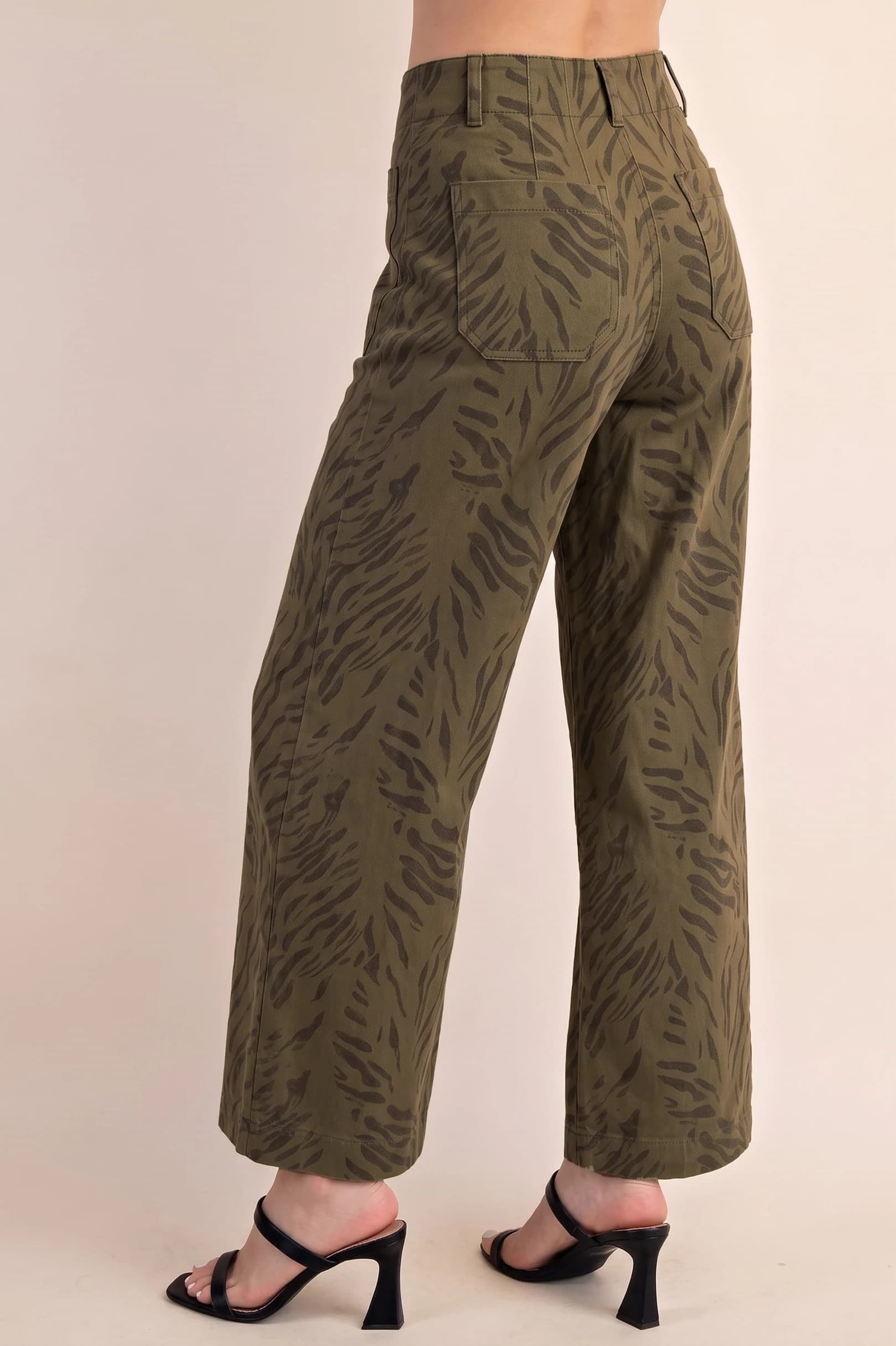 P9554 - OLIVE