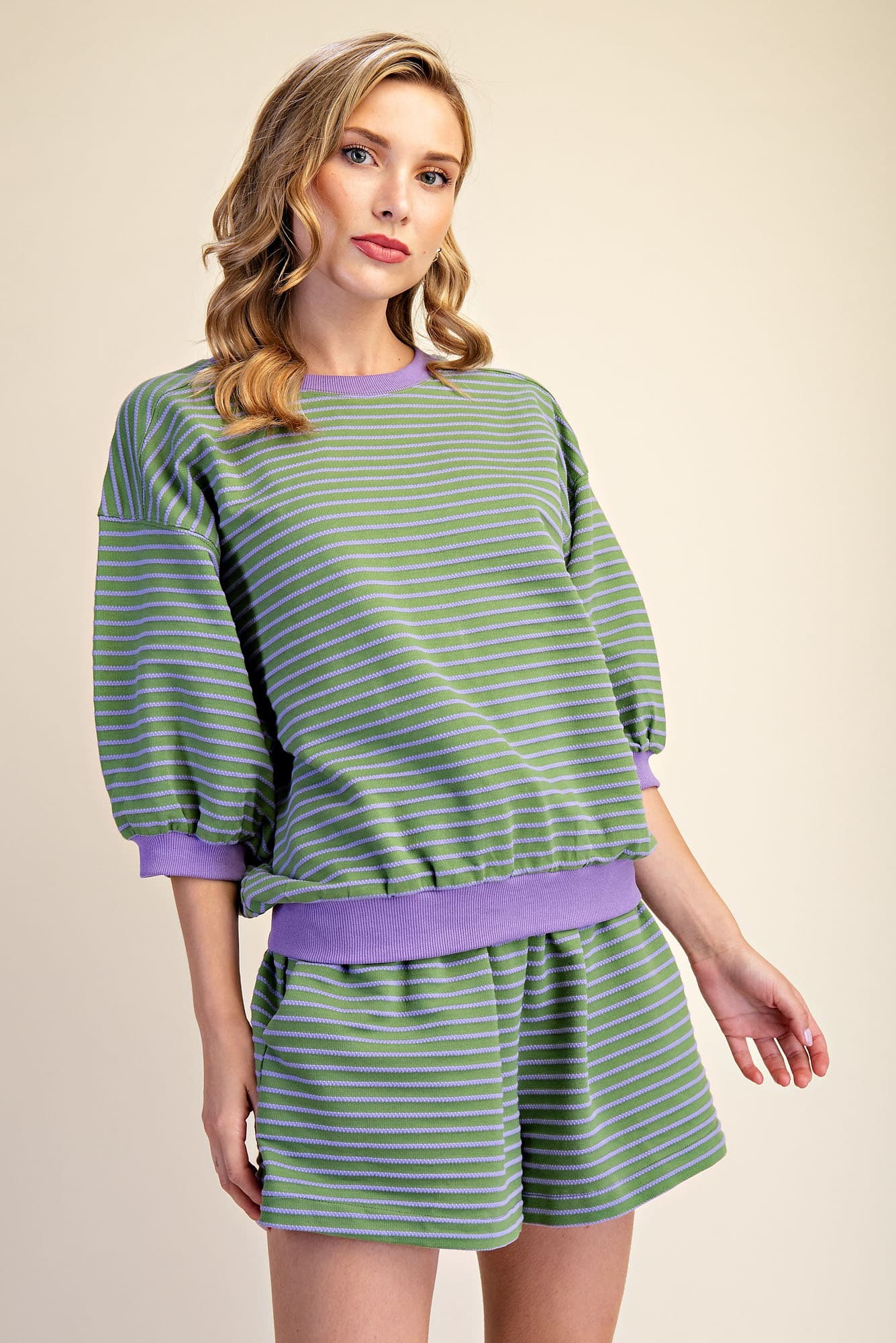 T8598 - GREEN