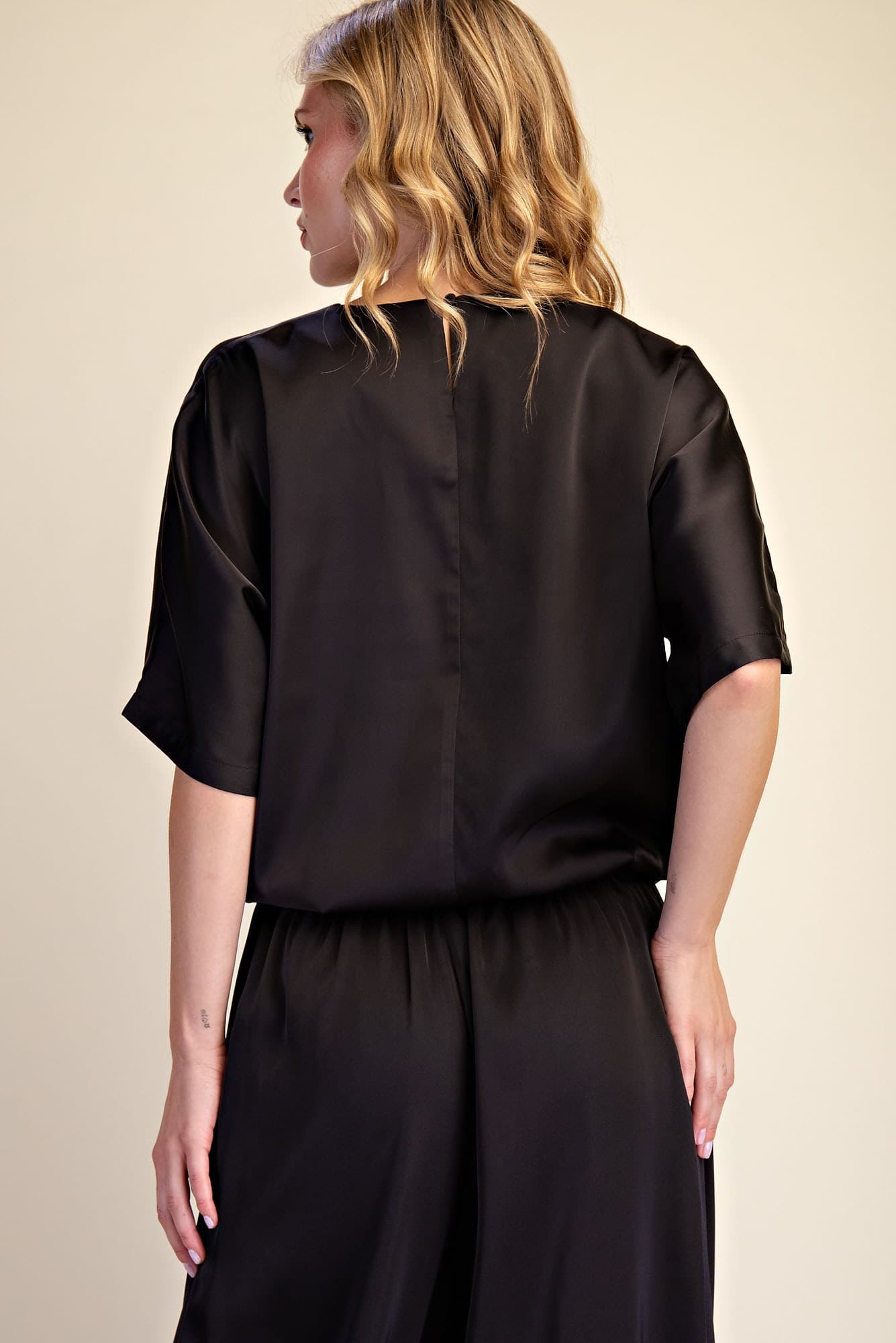 T8603 - BLACK
