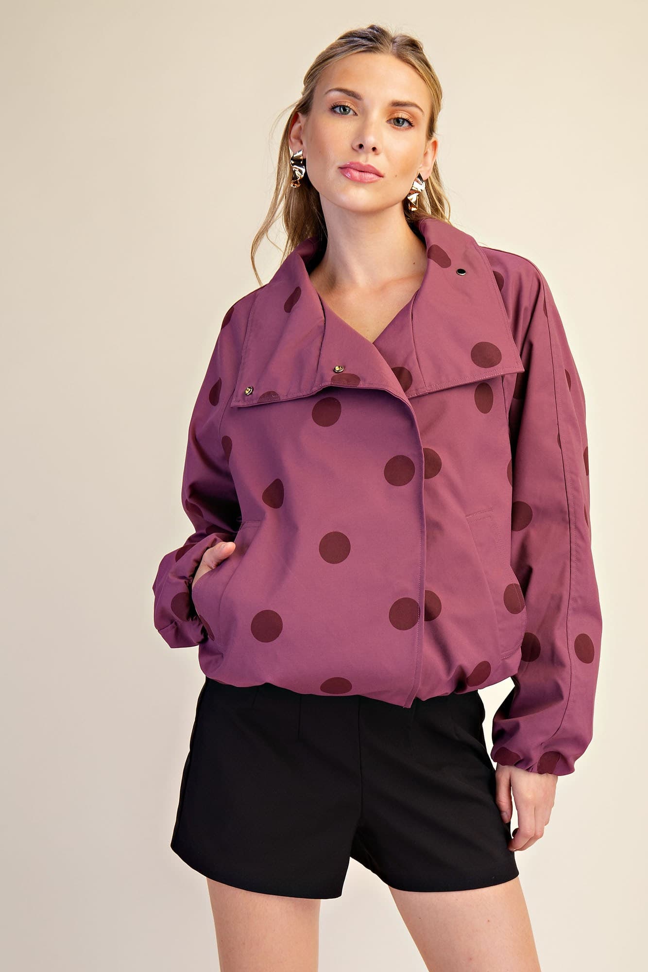 J8561 - PLUM
