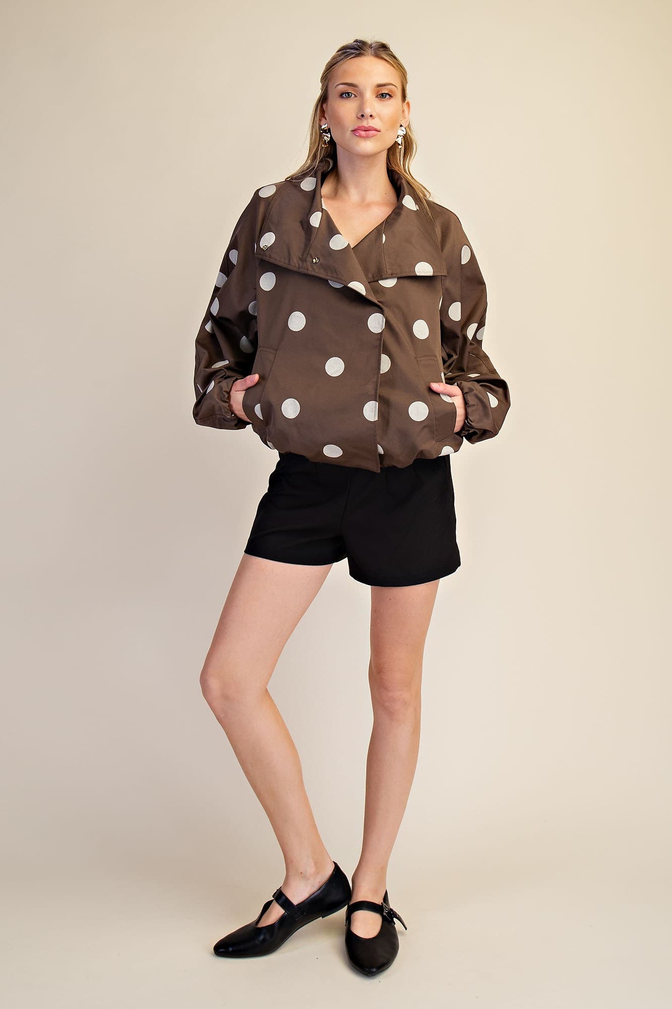 J8561 - BROWN