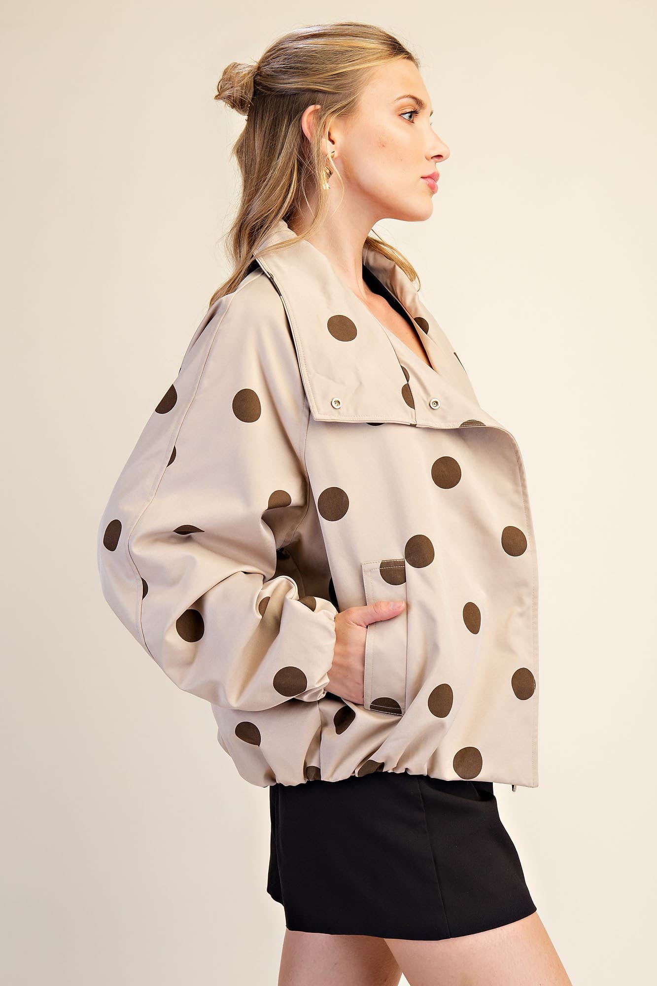 J8561 - TAUPE