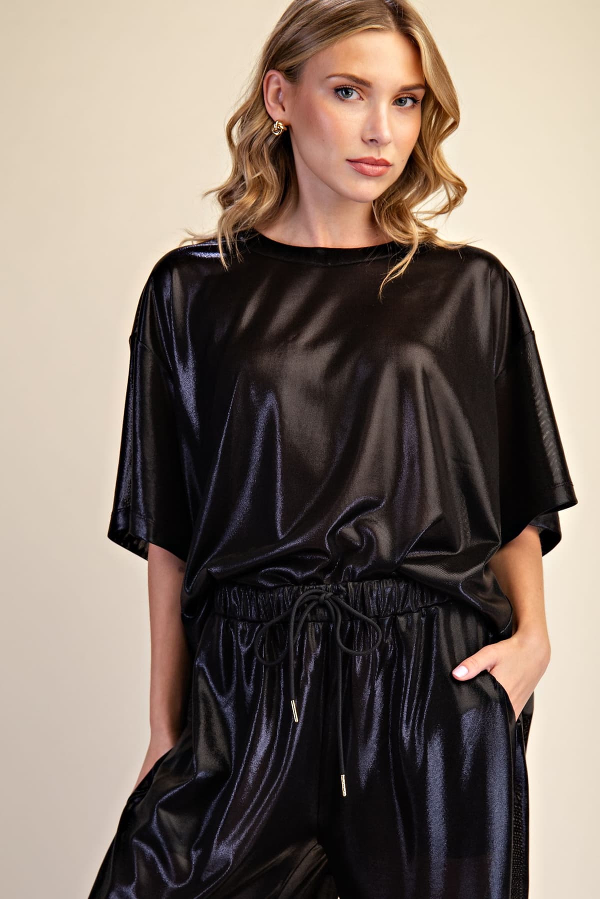 T8653 - BLACK
