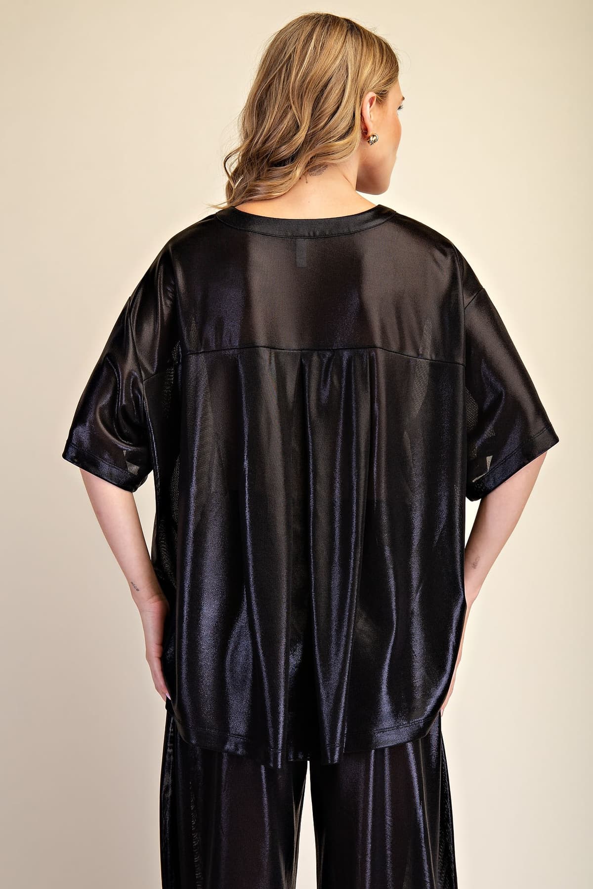 T8653 - BLACK