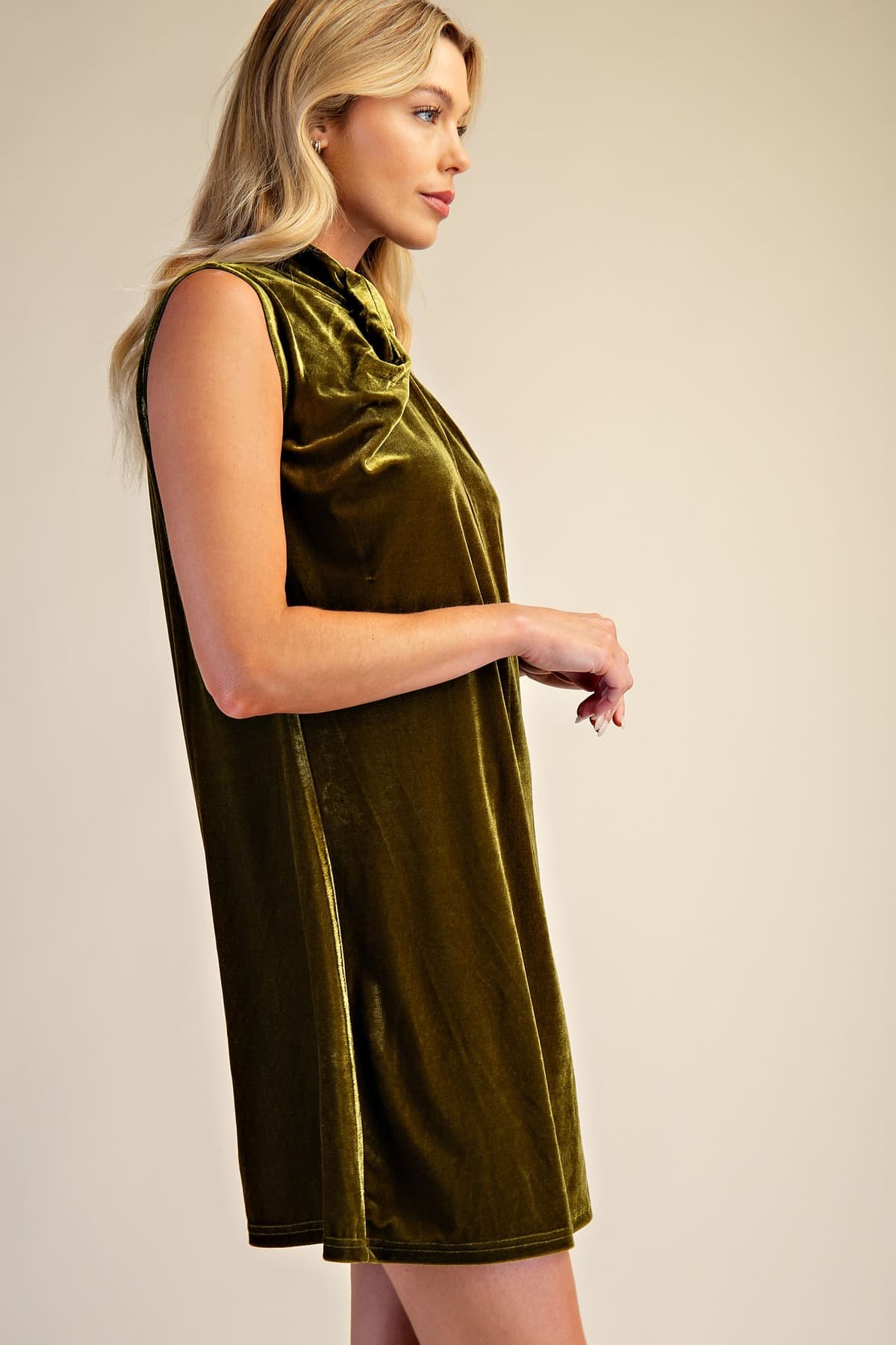 D8639 - OLIVE
