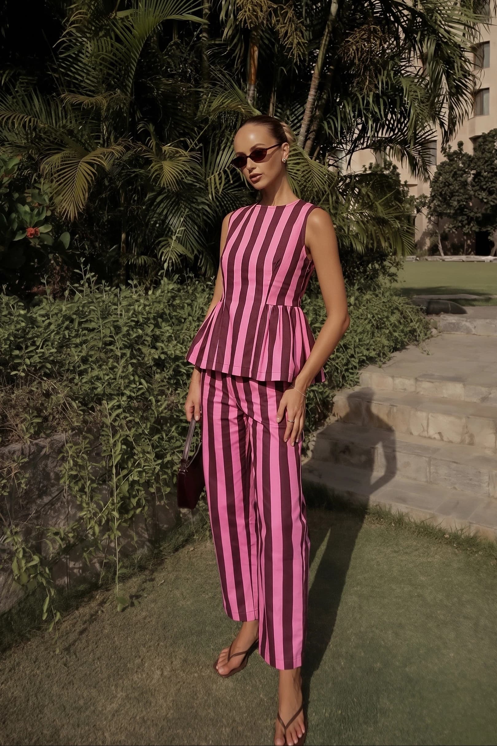 T8645 - PLUM