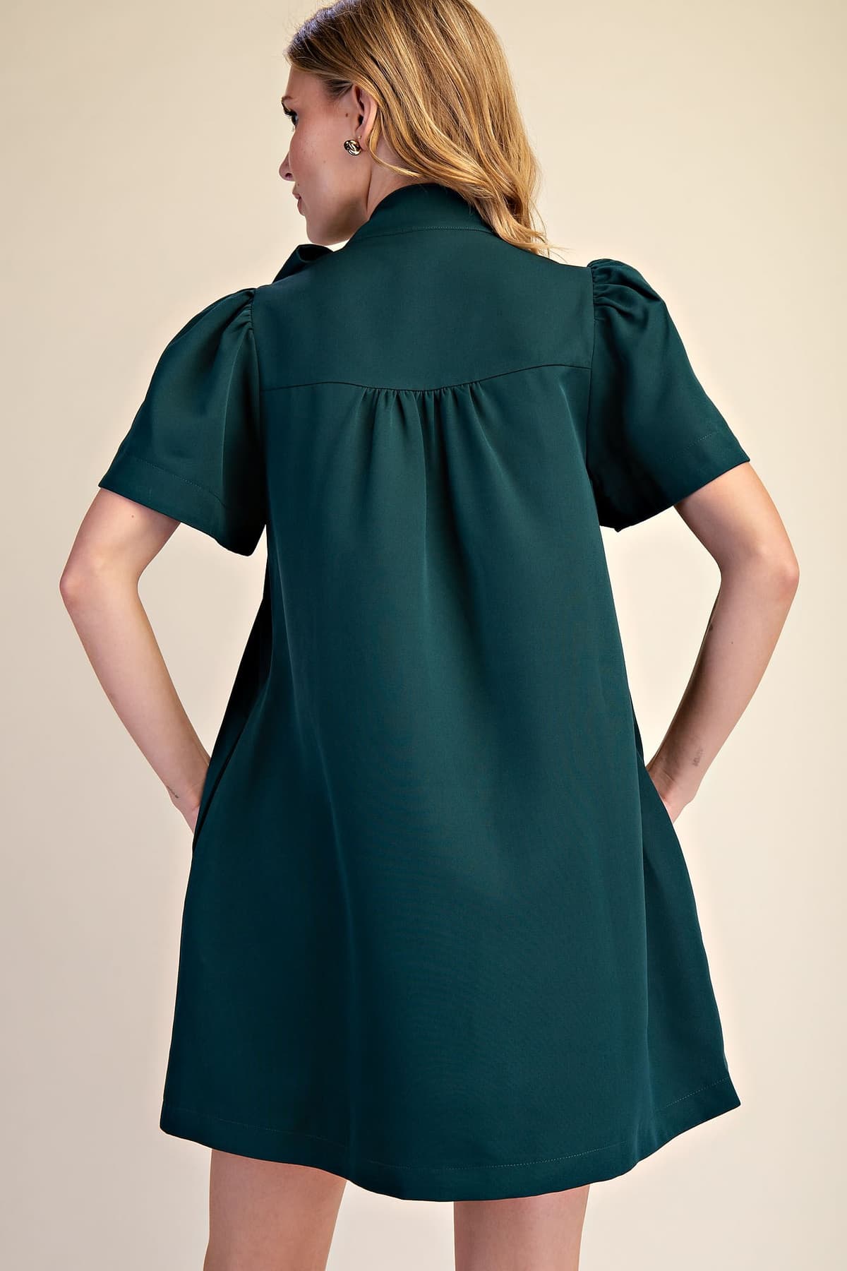 D8627 - HUNTER GREEN