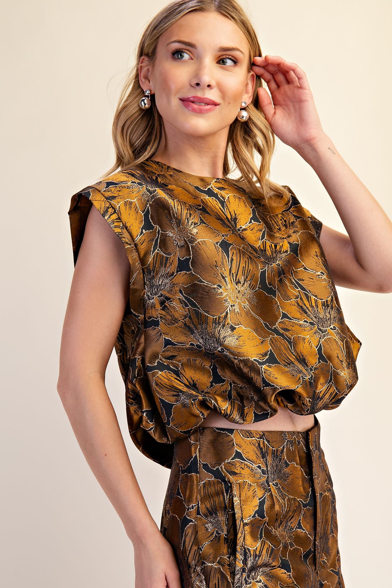 T8647 - BROWN