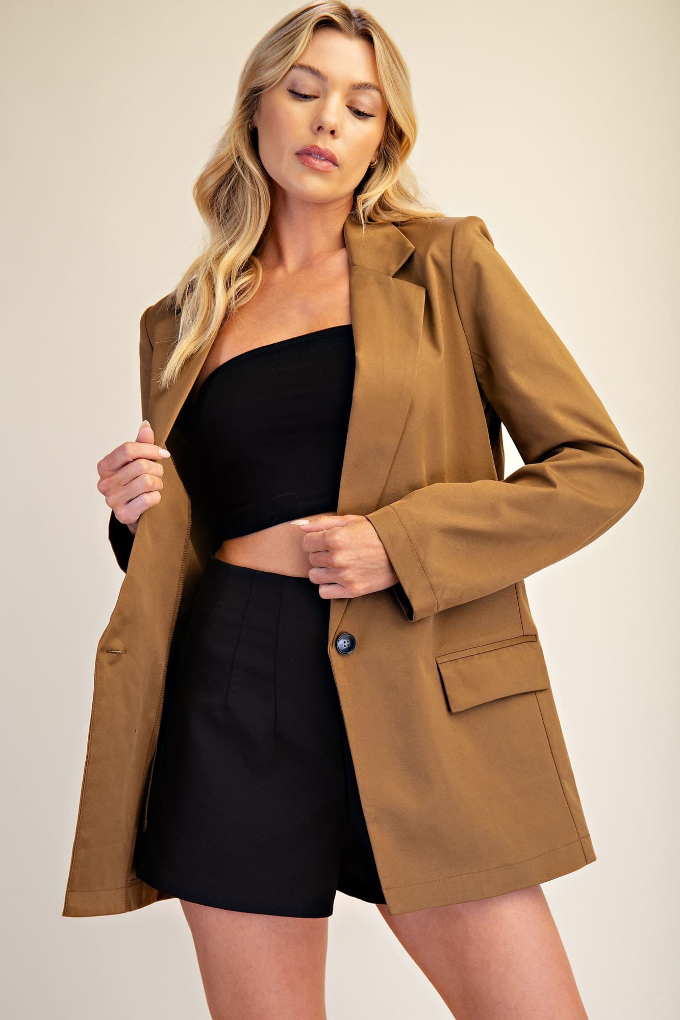J8605 - CAMEL