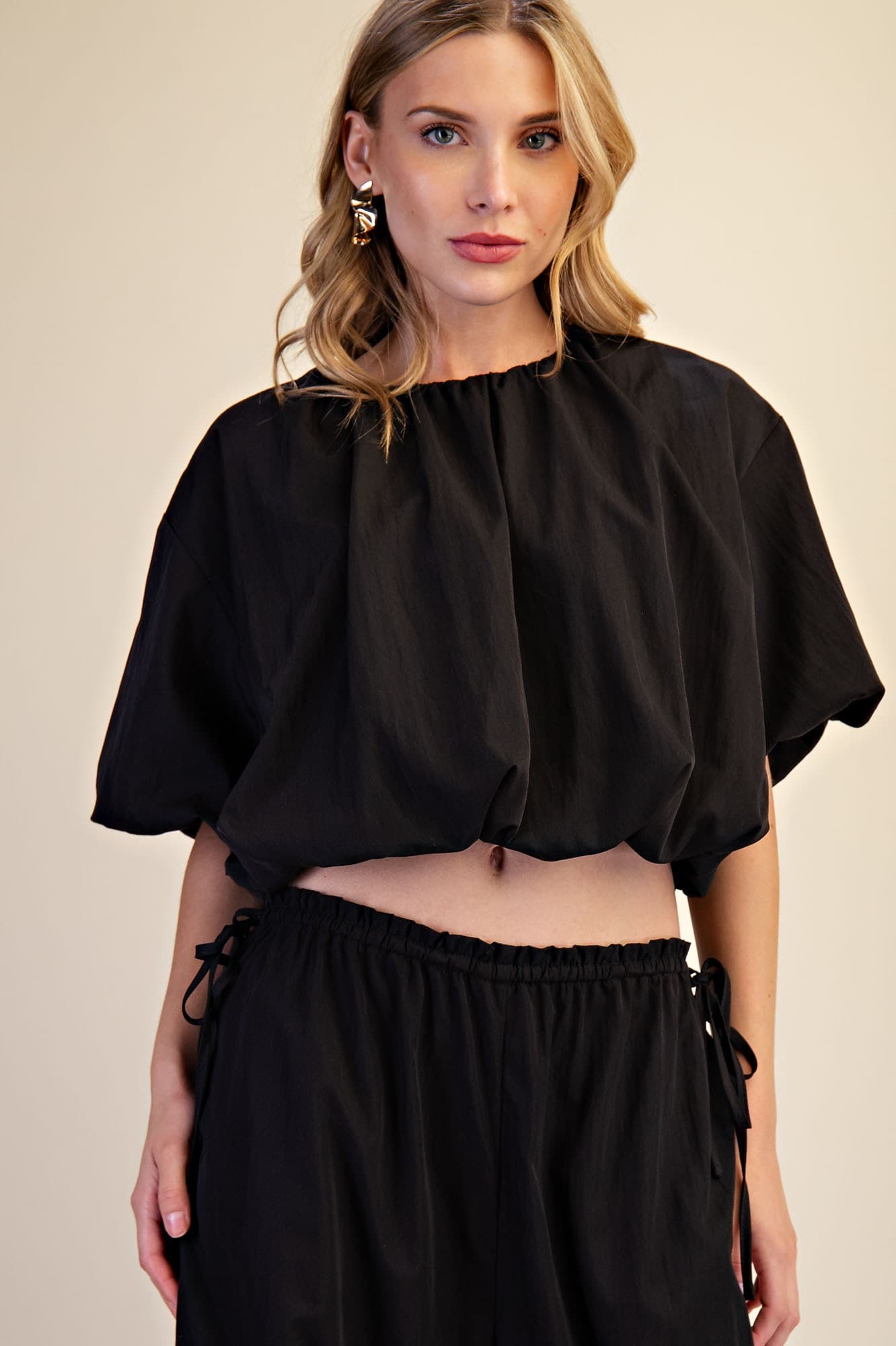 T8649 - BLACK