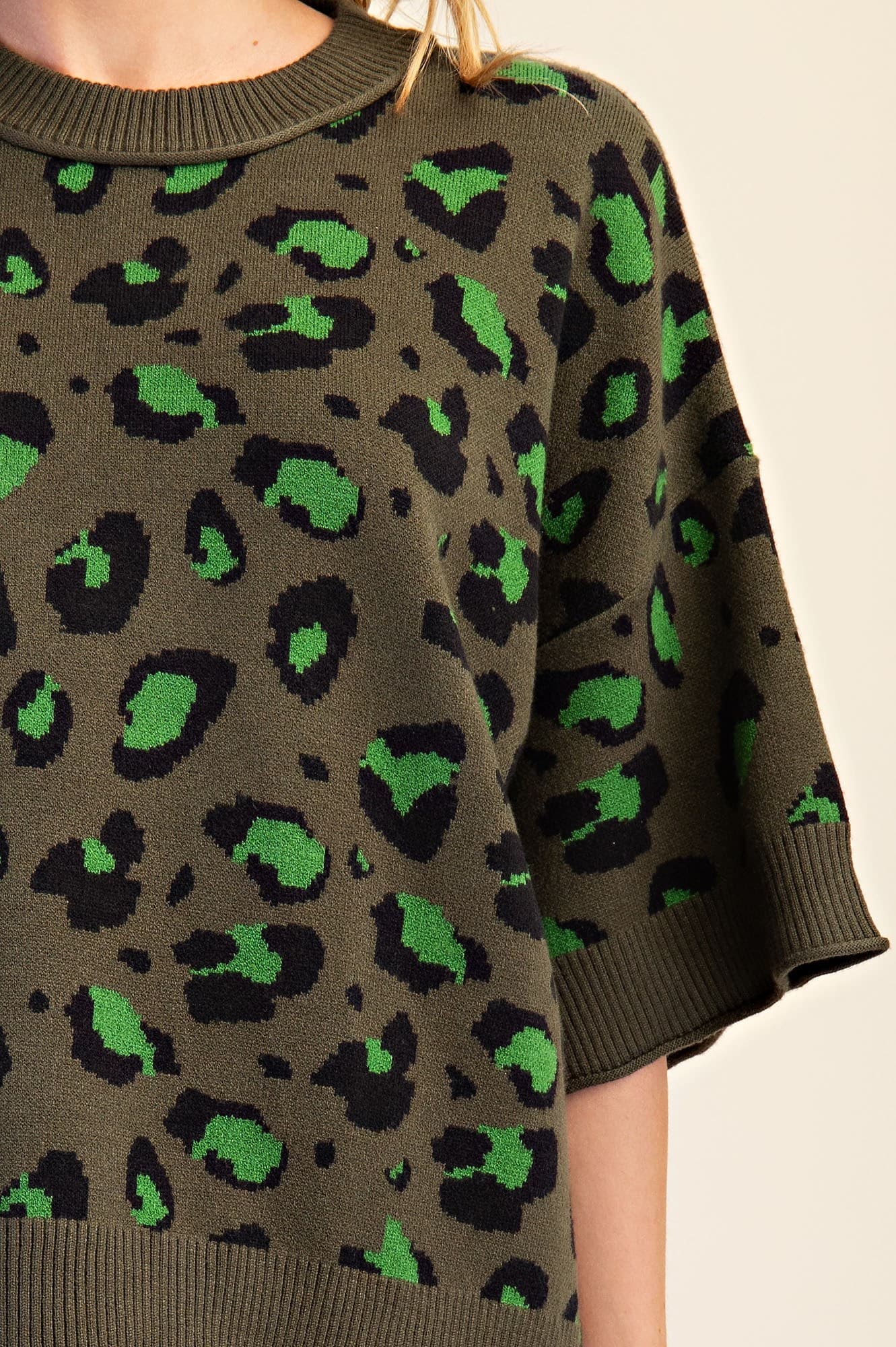 SW8686 - OLIVE