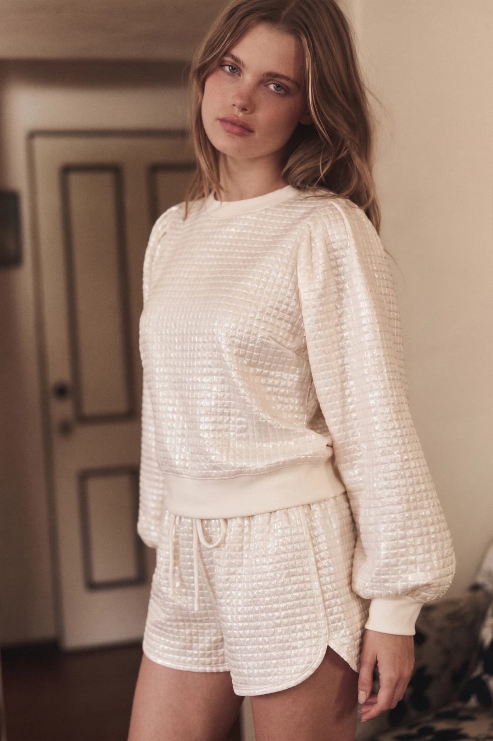 P9438 - CREAM
